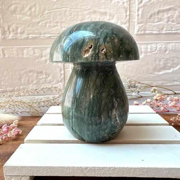 Beautiful Ocean Jasper Mushroom Carving - Picture 2 of 8